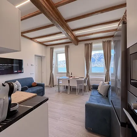 Belvedere 237b Lakeview Luxury גיפה