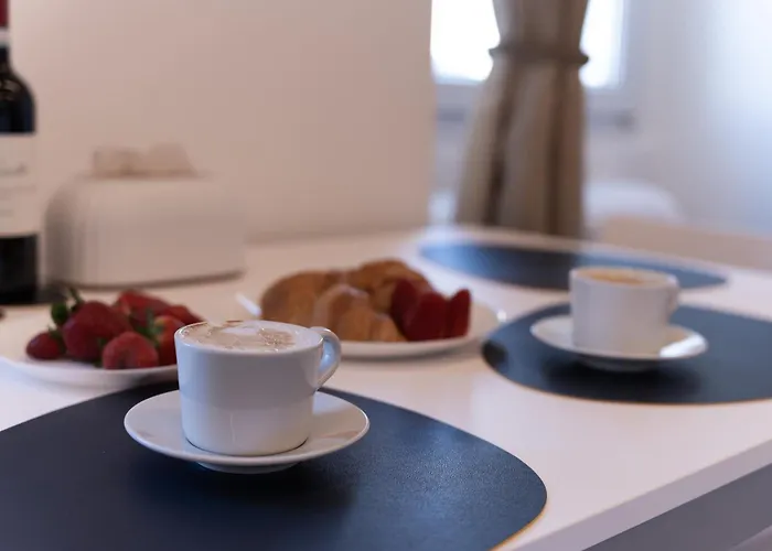 Belvedere 237b Lakeview Luxury *